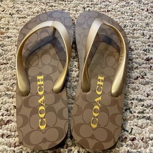 Coach Gold/Brown logo Flip Flop size 7